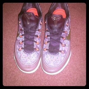 Kobe 9's em