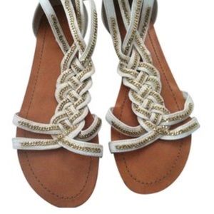 Gold chain white braided sandals sz 10