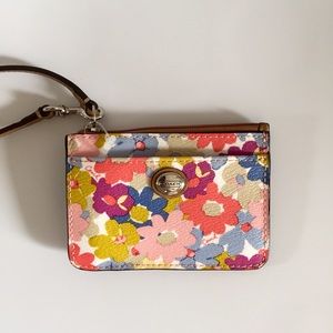 Coach Peyton Floral Coral leather wristlet