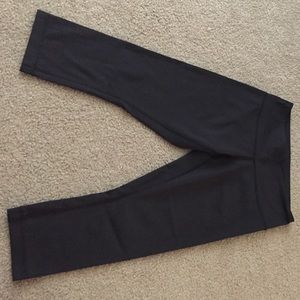 Lulu lemon crop leggings