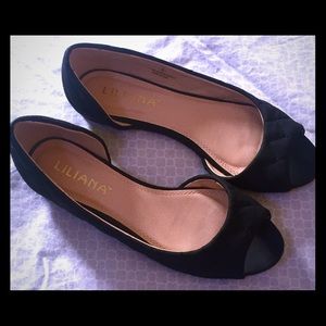 Liliana black peep toe flats - Size 8