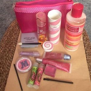 Bundle for @camilasmedina