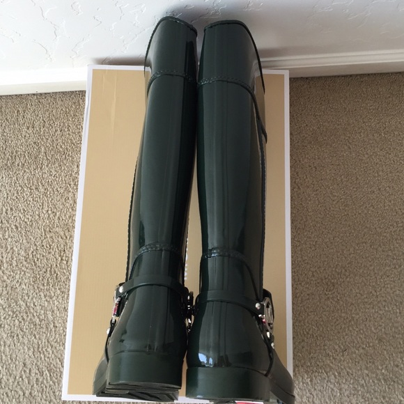 Brand new Michael Kors green rain boots - Picture 2 of 4