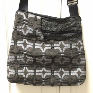 Maruca Worker Bee sling