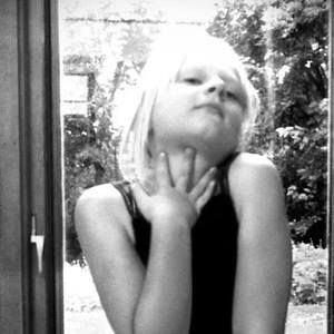 Meet your Posher, April