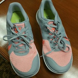 Nike Sneakers Woman