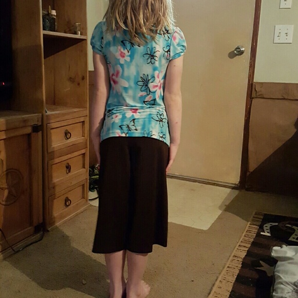 Outfit - Picture 2 of 2