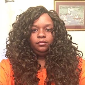 Meet your Posher, Nakita