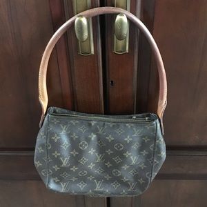 Louis Vuitton looping purse bag MM