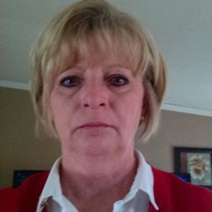 Meet your Posher, Deborah