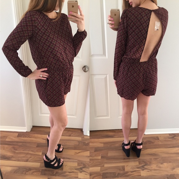 SOLD OUT • Black Printed Open Back Romper - Picture 3 of 4