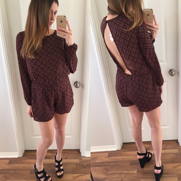 SOLD OUT • Black Printed Open Back Romper - Picture 4 of 4