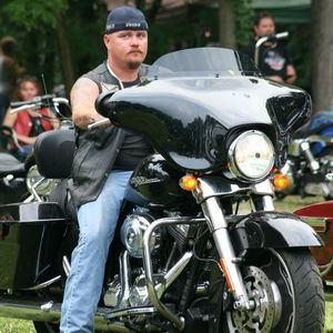 Meet your Posher, Chuck