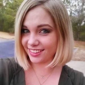 Meet your Posher, Brittney