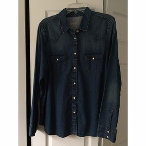 Gap Snap Button Down Top