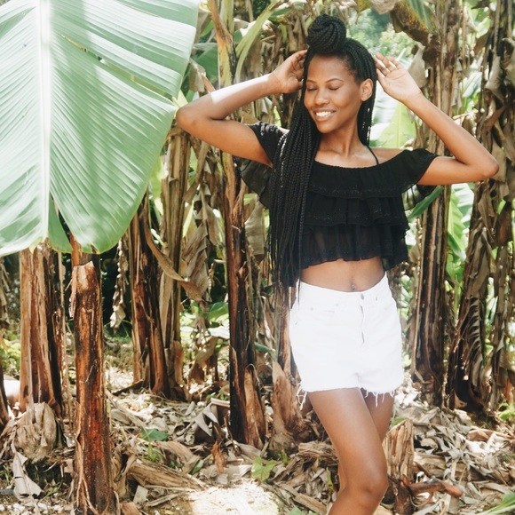 Meet your Posher, Melissa - Picture 4 of 7