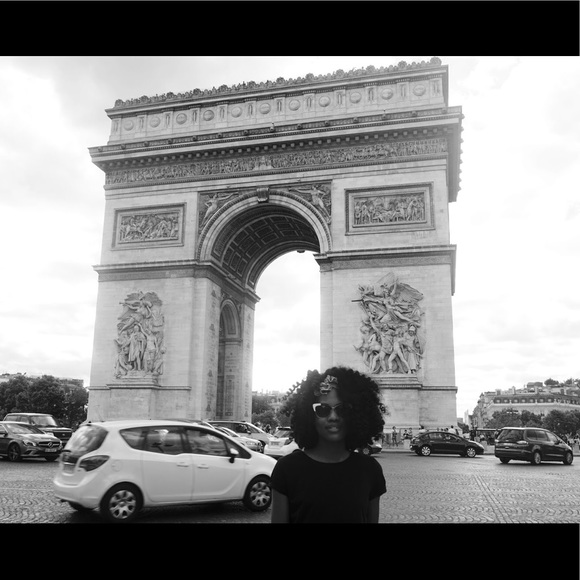 Meet your Posher, Melissa - Picture 2 of 7