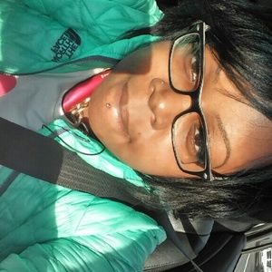 Meet your Posher, Iesha