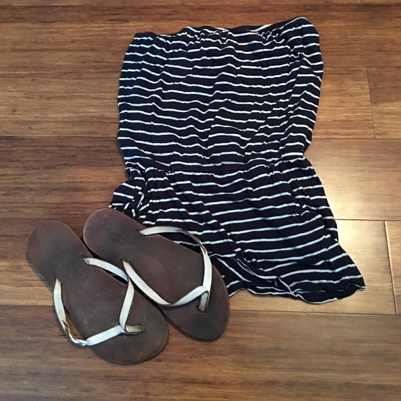 Stripped romper and sandals