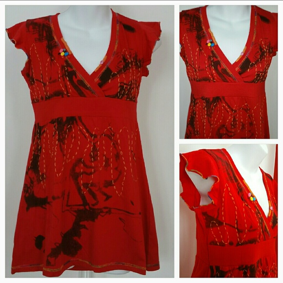 Urban Chic top NWT Size Medium - Picture 2 of 3