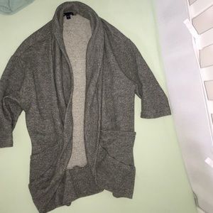 Gap open sweatshirt with pockets