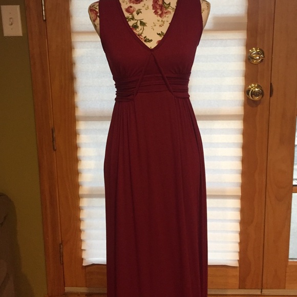 Max Studio Cranberry Maxi Dress- Sm. NWT