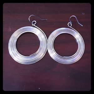 Wired silver hoops