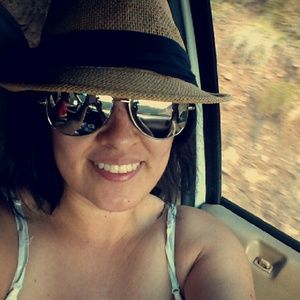 Meet your Posher, Erika