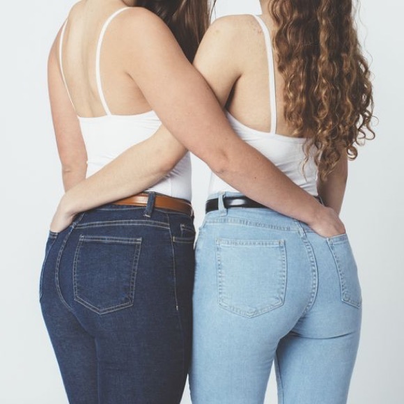 ❗️SOLD❗️Pencil Jean