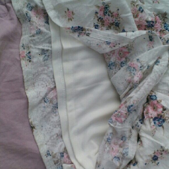 Floral Skirt with Braided Belt - Picture 4 of 4