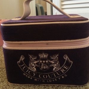 Juicy Accessory Box