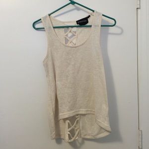 🎀 MinkPink Cream Top 🎀