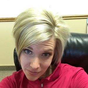 Meet your Posher, Liz