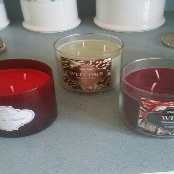 Bath and bdy work candle ???? - Picture 3 of 4