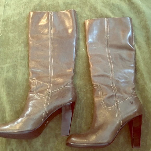 Brown Frye pull on knee boots