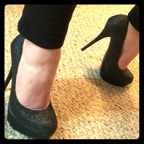 Black Glitter Stiletto