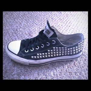 Vintage studded Converse all stars size 8.