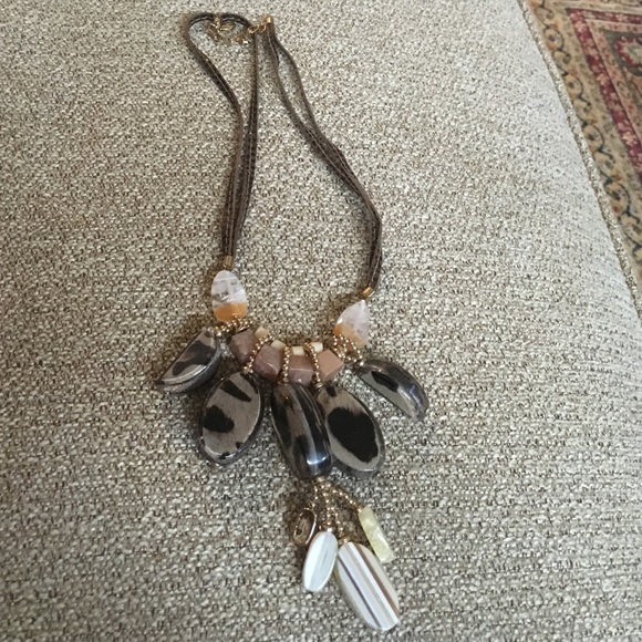 Ladies Necklace
