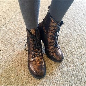 🍓Not Rated Distressed Bronze Combat Boots