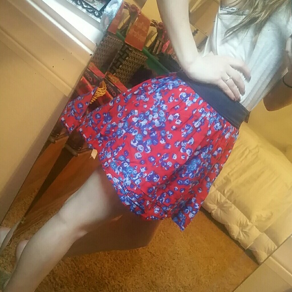 Hollister skirt