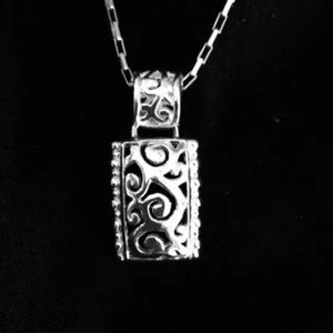 Ladies 17" Sterling Pendant
