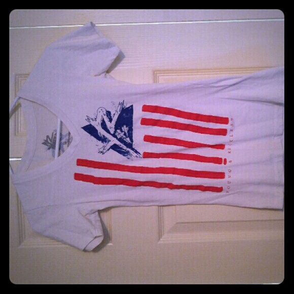 Young and reckless tee