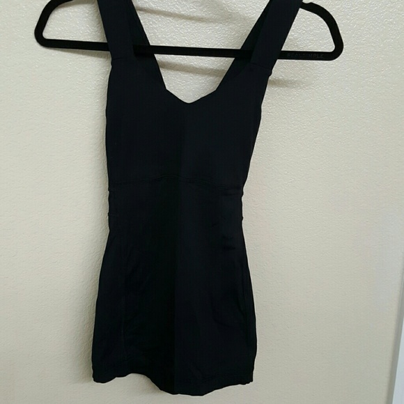 Lululemon size 6 crossback tank with support