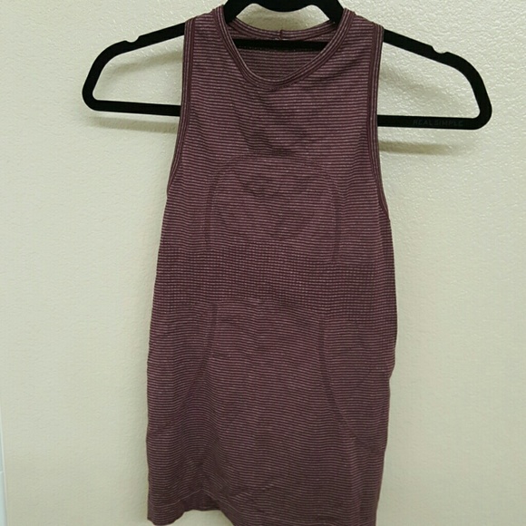 Lululemon size 4 Racer back tank burgundy