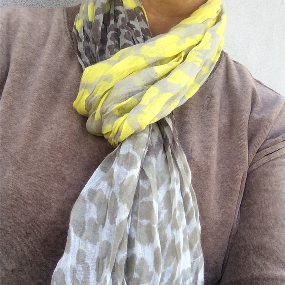 New York & Company Accessories - New York & Company Scarf