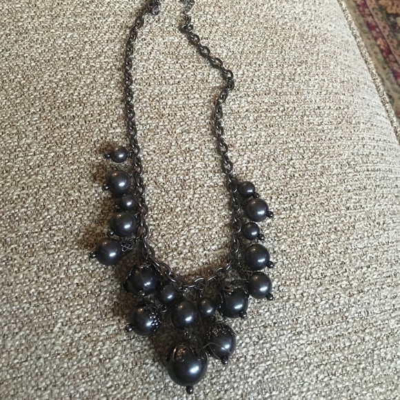 Ladies beaded necklace