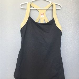 Workout tank top