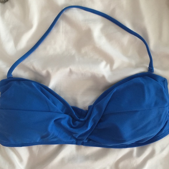 Swimsuit - Picture 2 of 3
