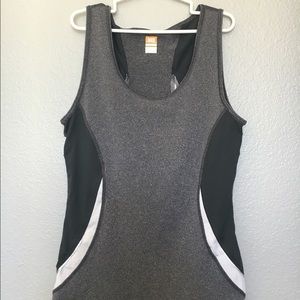 Workout tank top