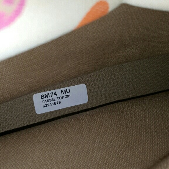 Purse - Picture 3 of 3